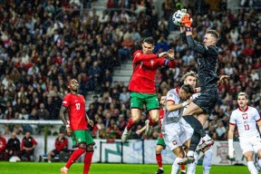 星空体育- 维摩诘比九色鹿的难度 