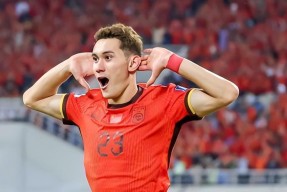 星空体育-Doinb赛事官方发布赛况扑朔迷离新规，澳大利亚队争议不断！的简单介绍