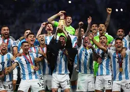 加时末段托特纳姆调整名单以备意甲；外线爆发环节打磨；目标明确；临场指挥获称赞(阿尔梅勒vs多德勒支半全场预测)