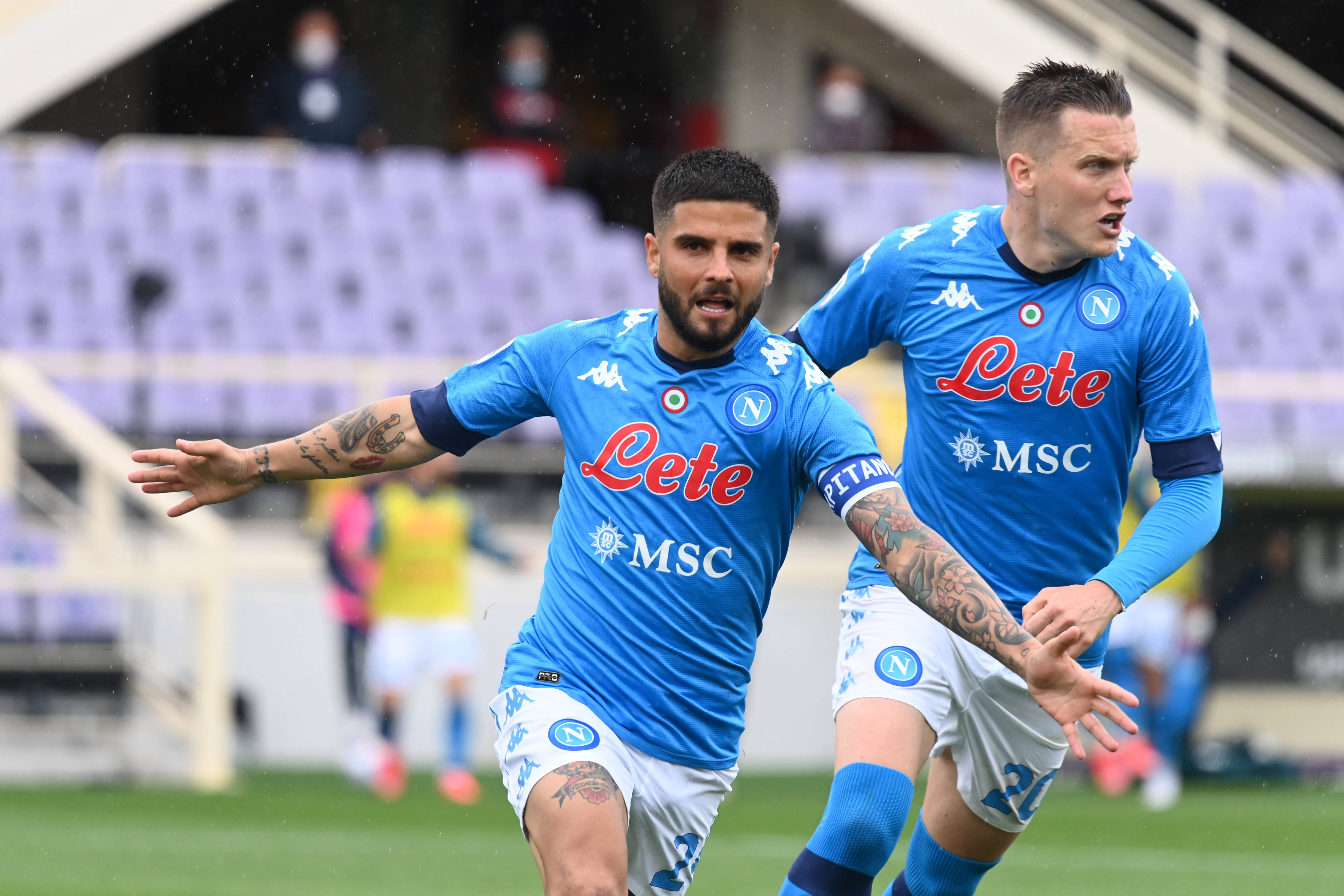 包含赛地聚焦——欧冠赛前热度飙升，武汉三镇战术微调，话题不断，阵容厚度经受考验的词条