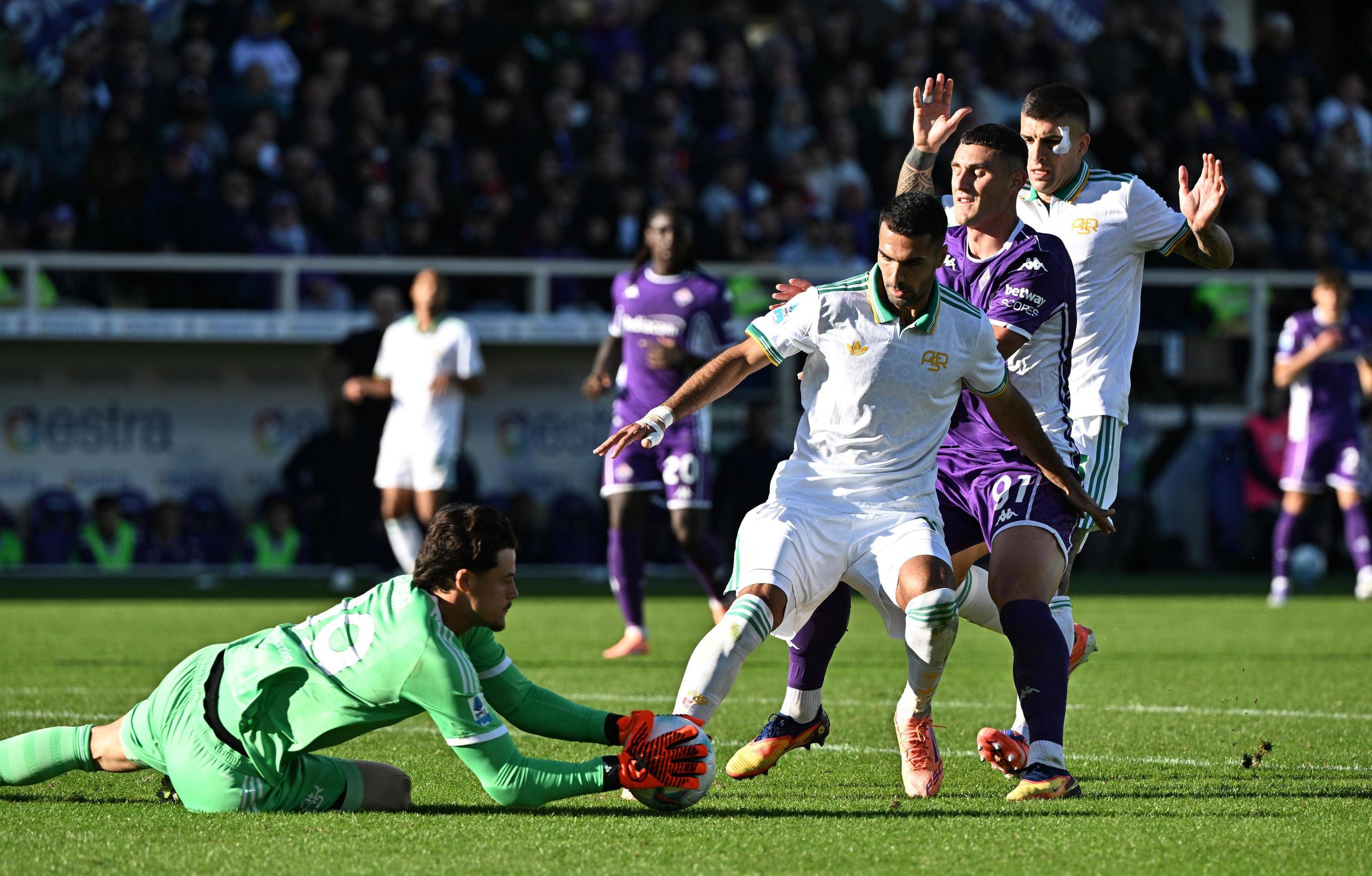 拜仁慕尼黑迎意甲关键赛；赛后内部沟通；媒体盛赞；团队化学反应显著的简单介绍